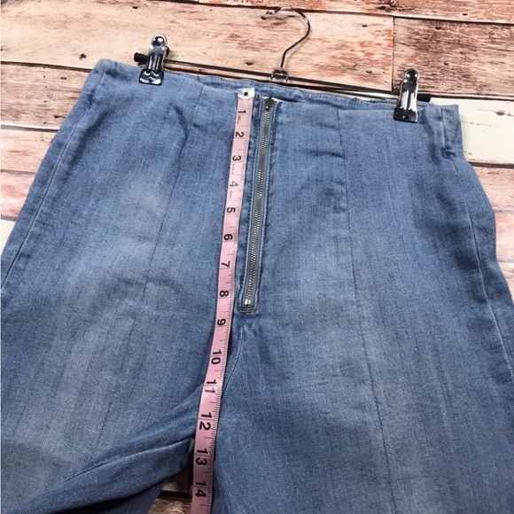 Wide leg high rise jeans with front exposed zipper - Picture 4 of 6